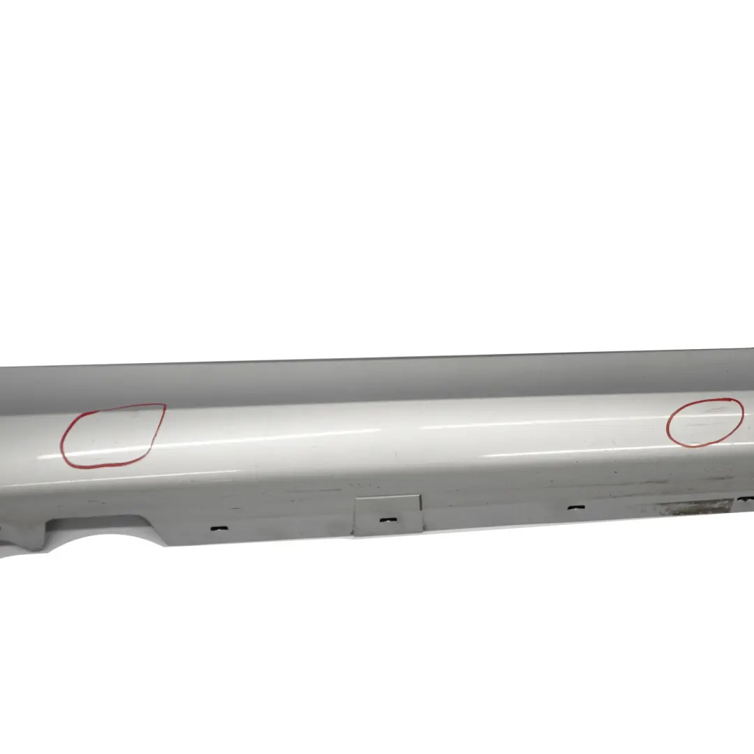 Faldon lateralBMW E90 LCI M Sport Sill Strip Cover Derecha Titansilber Plata 354 para con número de pieza 0037230 Faldon lateralBMW E90 LCI M Sport Sill Strip Cover Derecha Titansilber Plata 354 - SKU 0037230-TS2 - Número de pieza 0037230