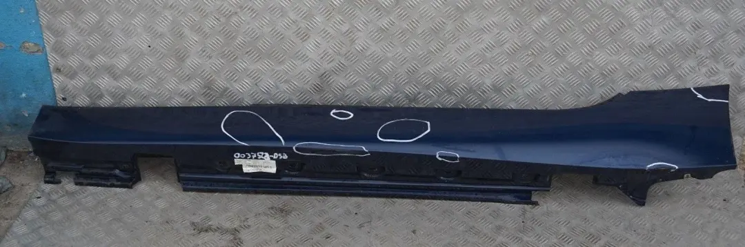 Front Left N/S Sill Strip Side Skirt Tiefseeblau Deep Sea Blue für BMW Z4 Series E89 mit Teilenummer 0037523 BMW Z4 Series E89 Front Left N/S Sill Strip Side Skirt Tiefseeblau Deep Sea Blue - SKU 0037523-DSB - Teilenummer 0037523