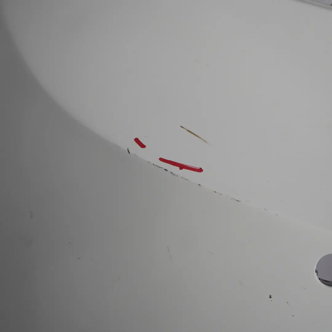 Zderzak Tylny Tył Alpinweiss - 300 do BMW F20 F21 o numerze 0038876 BMW F20 F21 Zderzak Tylny Tył Alpinweiss - 300 - SKU 0038876-AW2 - Numer Części 0038876