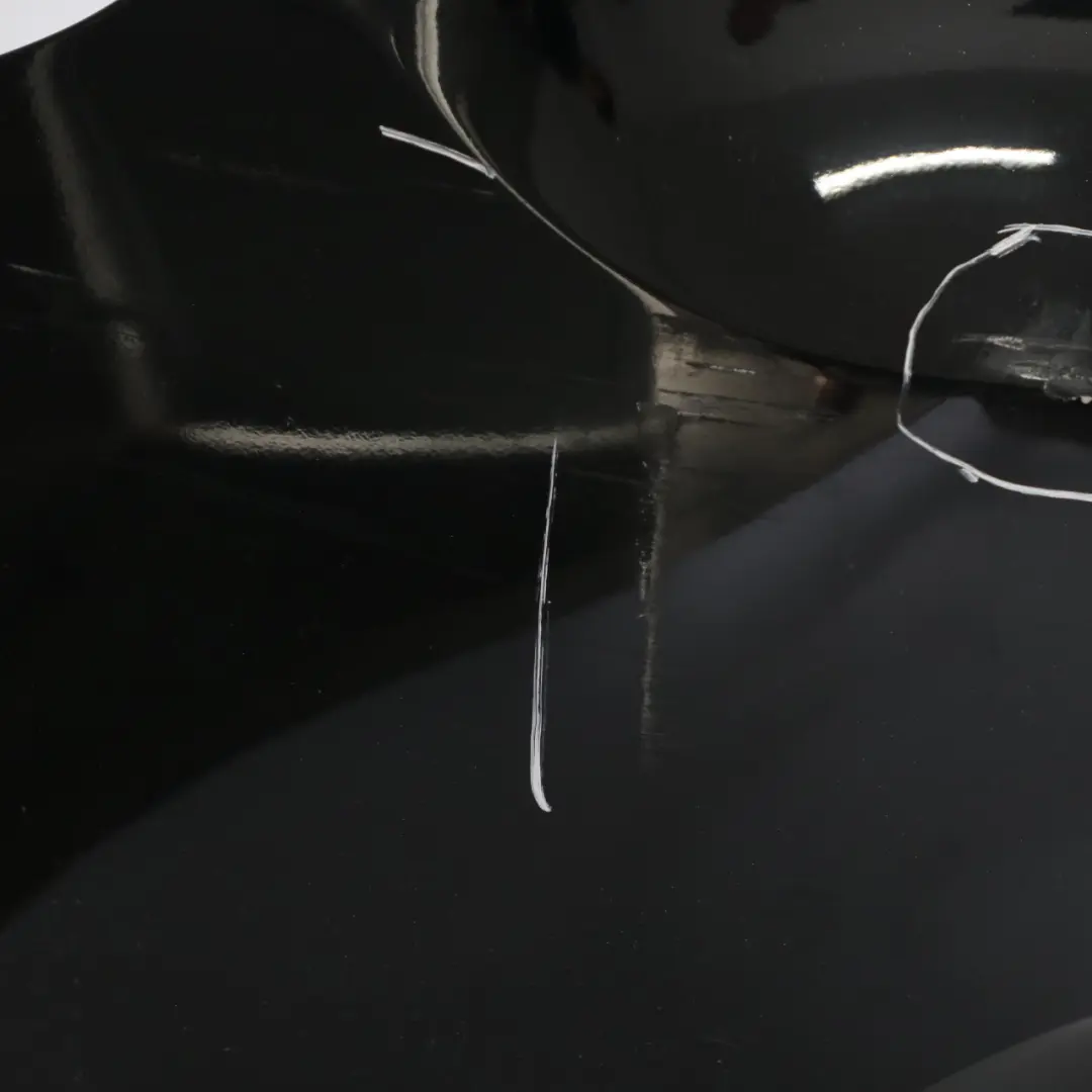 Zderzak Tylny Black Sapphire - 475 do BMW F20 F21 o numerze 0038876 BMW F20 F21 Zderzak Tylny Black Sapphire - 475 - SKU 0038876-BS2 - Numer Części 0038876