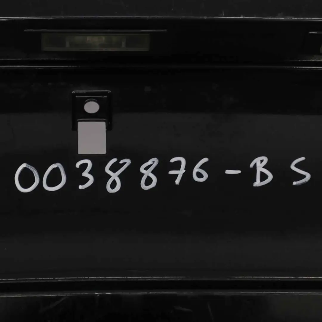 Zderzak Tylny Black Sapphire - 475 do BMW F20 F21 o numerze 0038876 BMW F20 F21 Zderzak Tylny Black Sapphire - 475 - SKU 0038876-BS - Numer Części 0038876