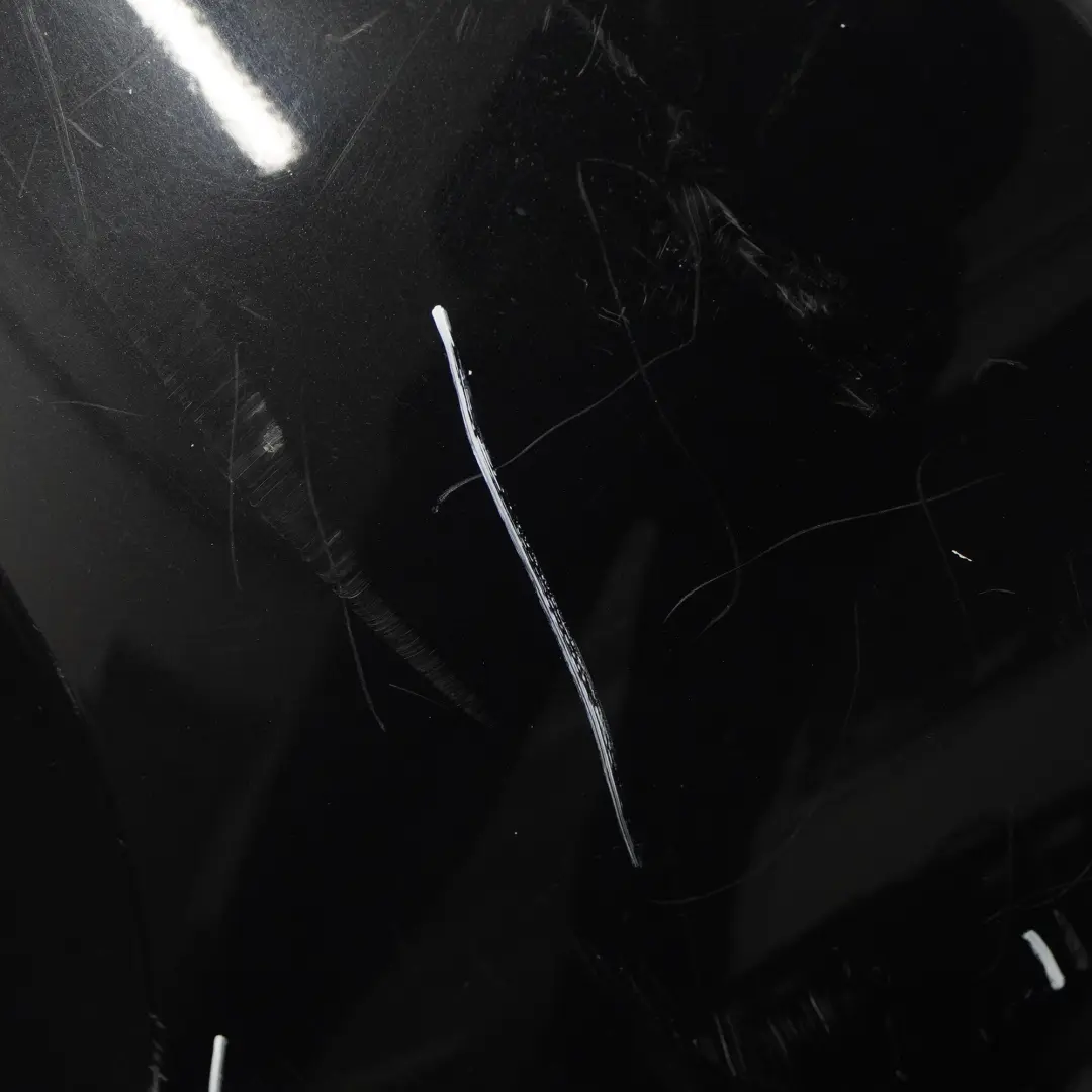 Zderzak Tylny Black Sapphire Czarny Metalik - 475 do BMW F20 F21 o numerze 0038878 BMW F20 F21 Zderzak Tylny Black Sapphire Czarny Metalik - 475 - SKU 0038878-BS - Numer Części 0038878