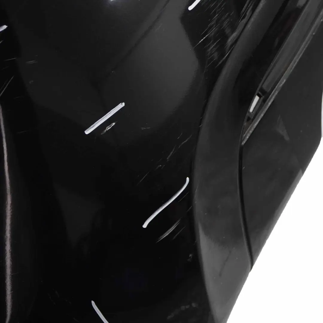 Zderzak Tylny Black Sapphire - 475 do BMW F20 F21 o numerze 0038882 BMW F20 F21 Zderzak Tylny Black Sapphire - 475 - SKU 0038882-BS1 - Numer Części 0038882