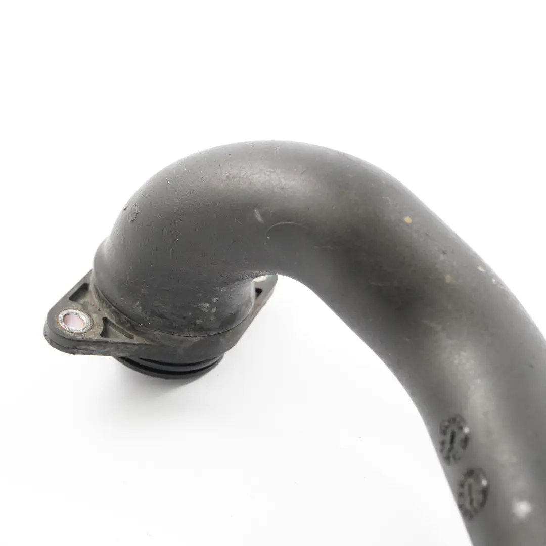 Tuyau Intercooler Turbo Ligne de tuyau pour Opel Combo D 1.3 Diesel à propos du numéro de pièce 0051810957 Opel Combo D 1.3 Diesel Tuyau Intercooler Turbo Ligne de tuyau - SKU 0051810957 - Numéro de pièce 0051810957