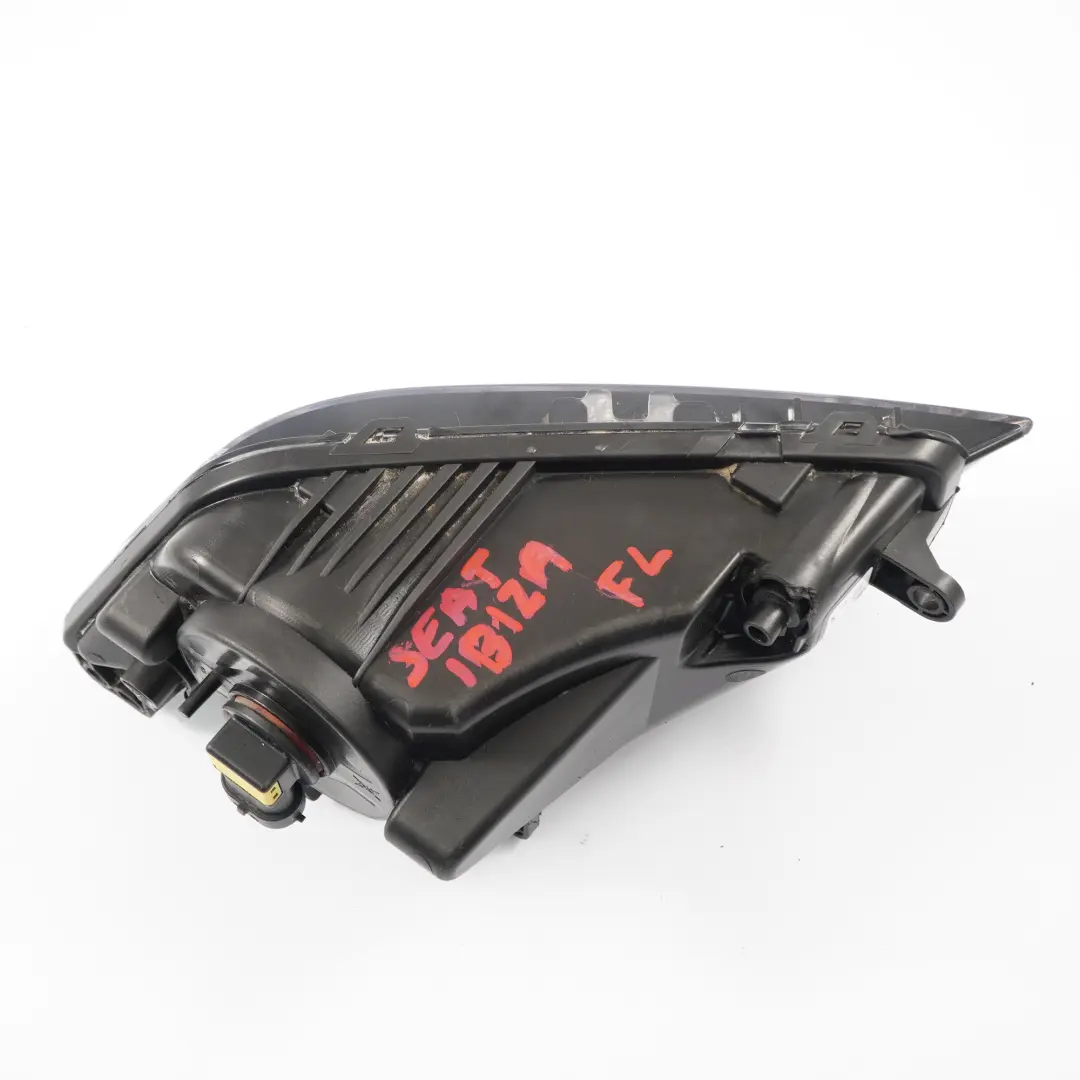Seat Ibiza Leon Nebelscheinwerfer Leuchet Links Vorne Stoßstange - SKU 011.077-011 - Teilenummer 011.077-011