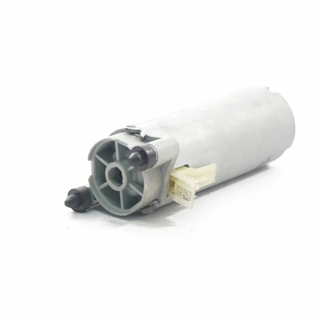 Mercedes W164 W219 Ajustador del asiento Motor Actuador P0-12158-01 0 - SKU 130002624 - Número de pieza 0130002624