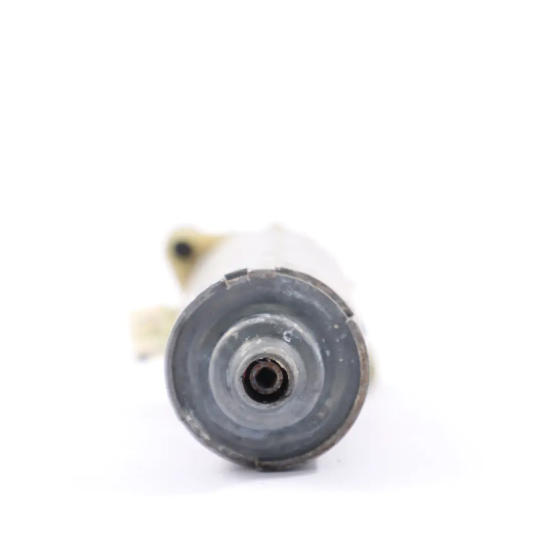 Attuatore motore azionamento regolatore sedile P0-12159-01 per Mercedes W204 W211 con numero di parte 0130002625 Mercedes W204 W211 Attuatore motore azionamento regolatore sedile P0-12159-01 - SKU 0130002625-1 - Numero di parte 0130002625