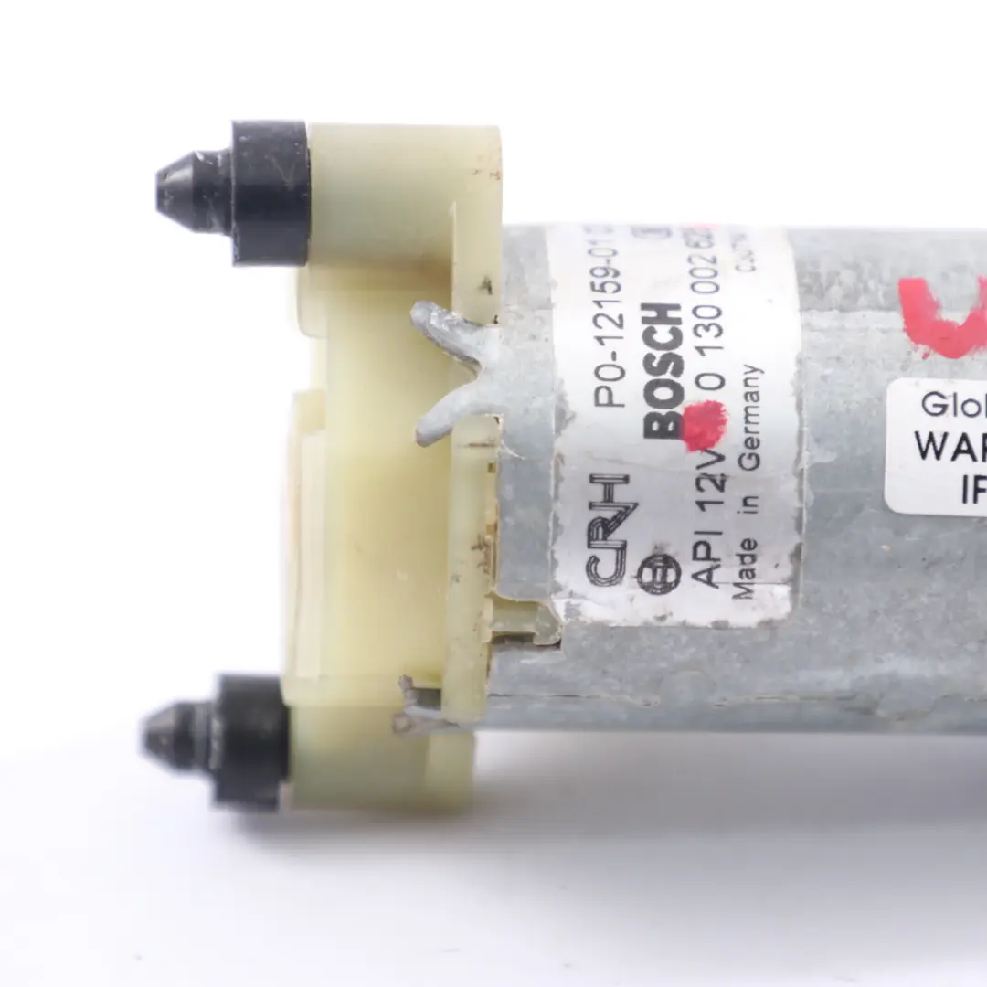 Moteur de réglage de siège P0-12159-01 pour Mercedes W204 W211 à propos du numéro de pièce 0130002625 Mercedes W204 W211 Moteur de réglage de siège P0-12159-01 - SKU 0130002625-1 - Numéro de pièce 0130002625