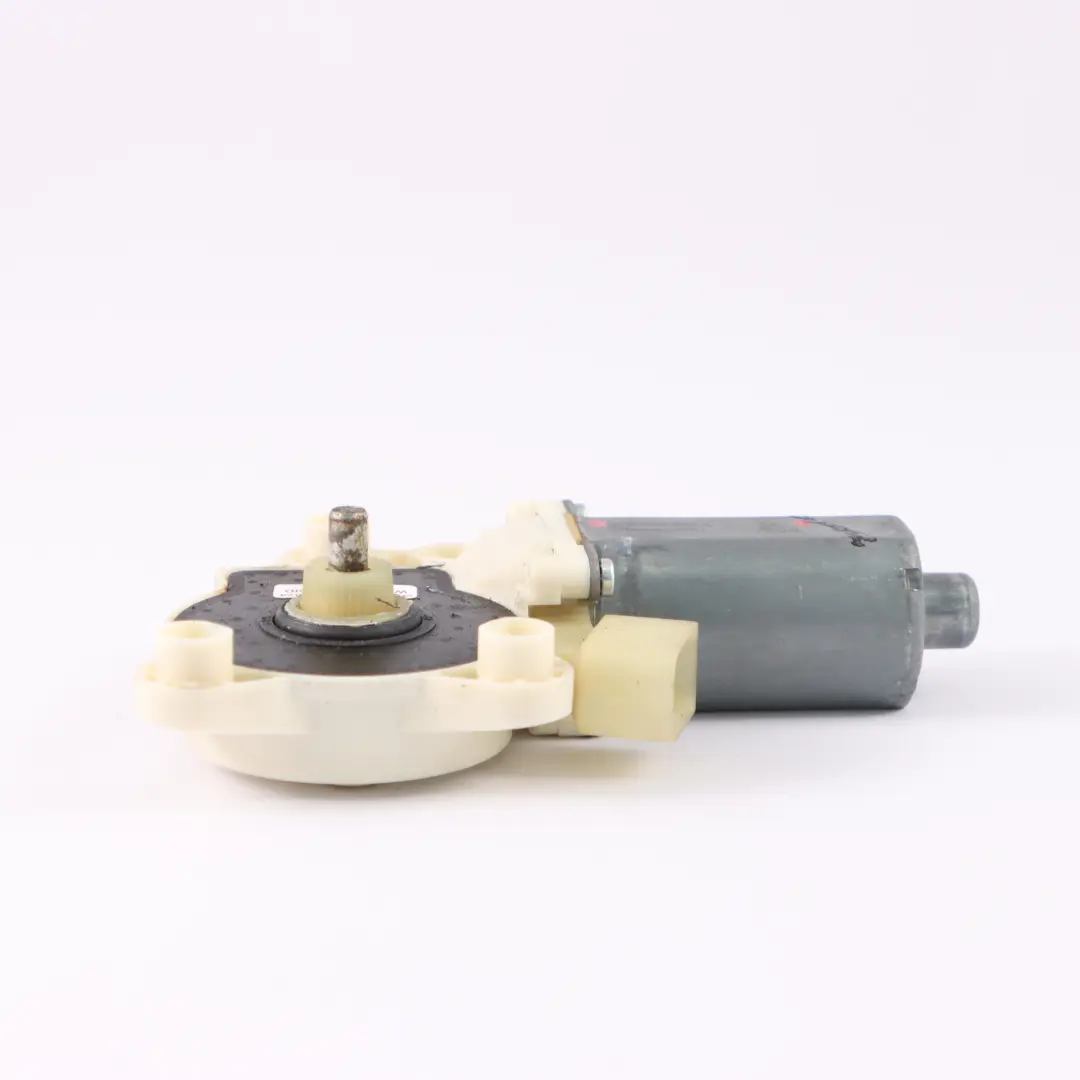  Moteur Mercedes R171 Lève-Vitre Avant Droit Moteur d'Entraînement - SKU 0130821437 - Numéro de pièce 0130821437