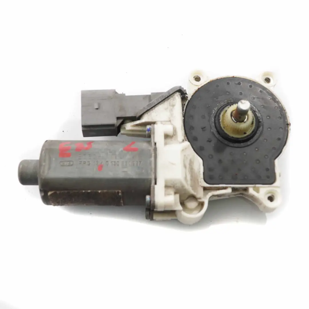 Fensterheber Motor vorne links Regler Antrieb 0 für BMW Z4 E85 mit Teilenummer 0130821997 BMW Z4 E85 Fensterheber Motor vorne links Regler Antrieb 0 - SKU 130821997 - Teilenummer 0130821997