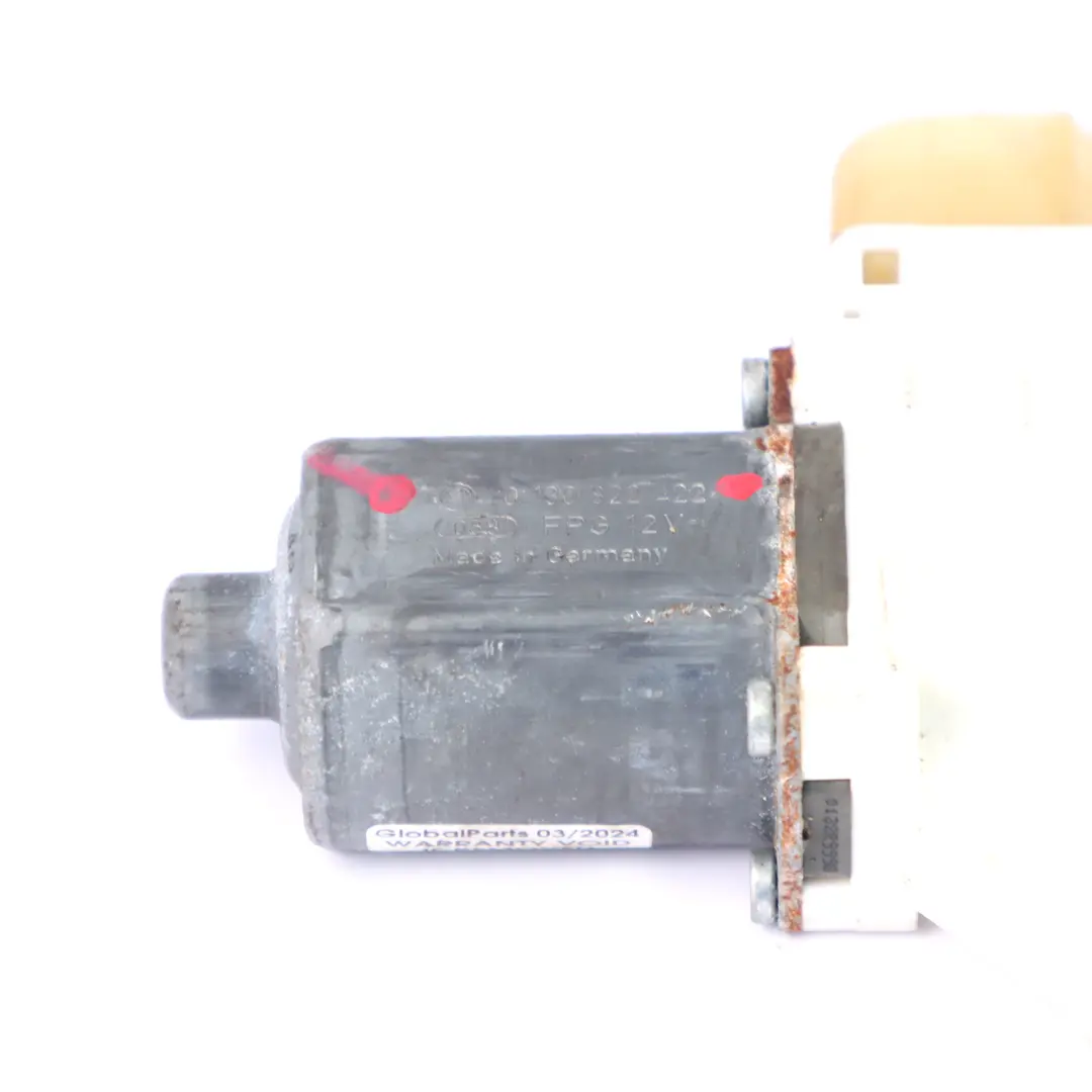 Motor BMW E89 Z4 Roadster Elevalunas Delantero Derecho Drive Motor 6952086 - SKU 0130822422 - Número de pieza 7189232