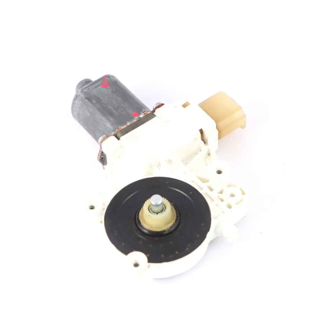 Front Window Lifter Right O/S Drive Motor 6952086 to Motor BMW E89 Z4 Roadster with Part number 7189232 Motor BMW E89 Z4 Roadster Front Window Lifter Right O/S Drive Motor 6952086 - SKU 0130822422 - Part number 7189232