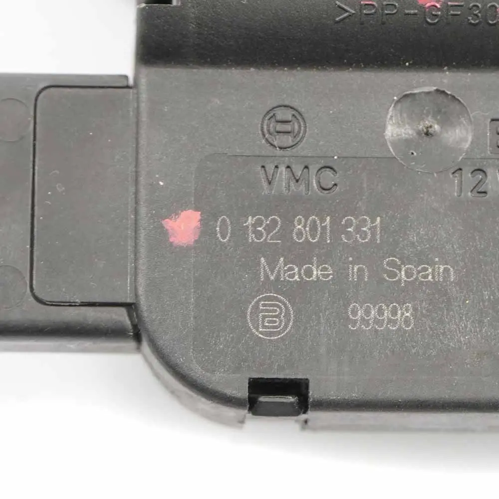 Silniczek Nagrzewnicy 0 do Mercedes W639 o numerze 0132801331 Mercedes W639 Silniczek Nagrzewnicy 0 - SKU 132801331 - Numer Części 0132801331