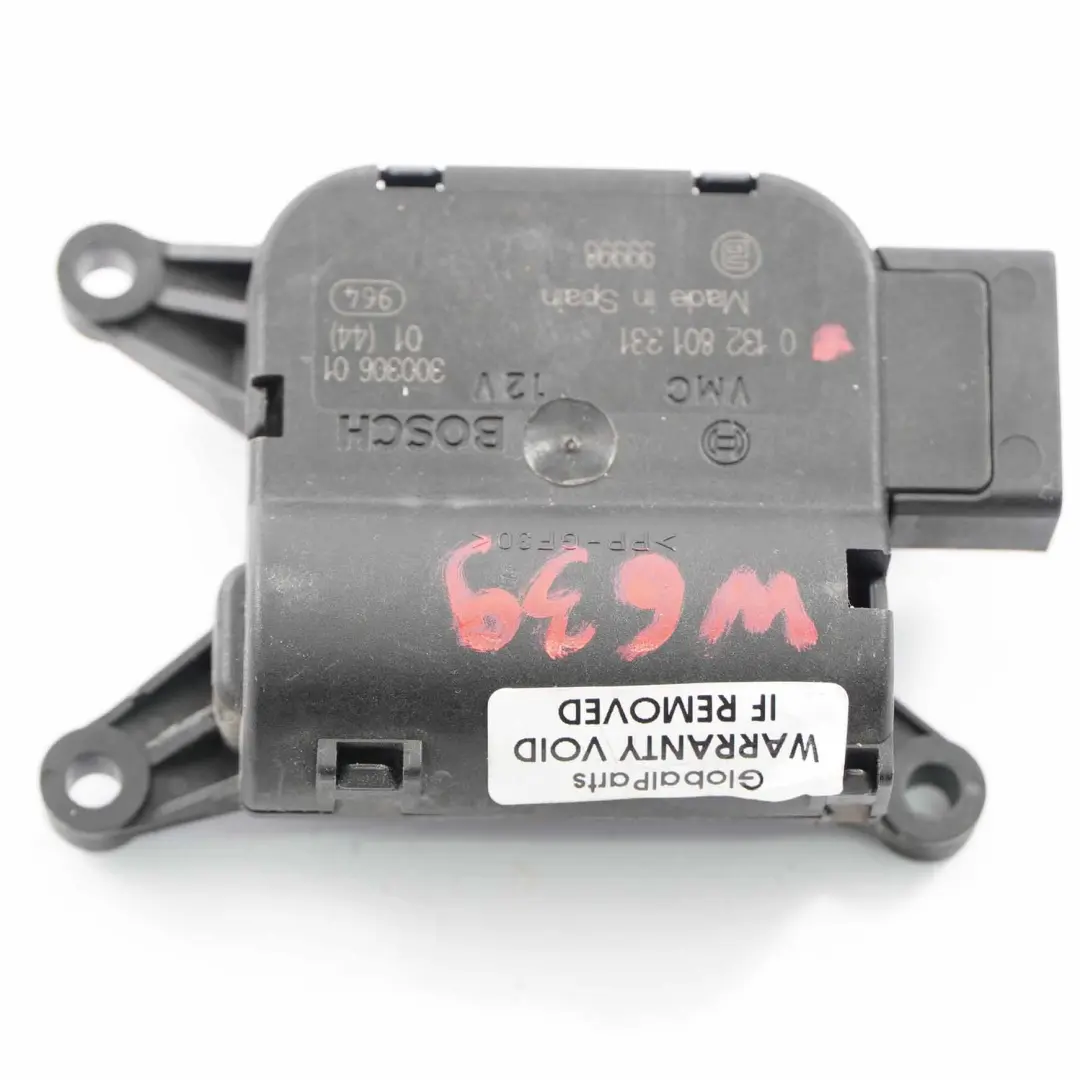 Mercedes W639 Volet d'air Moteur Actionneur Chauffage Soufflerie 0 - SKU 132801331 - Numéro de pièce 0132801331