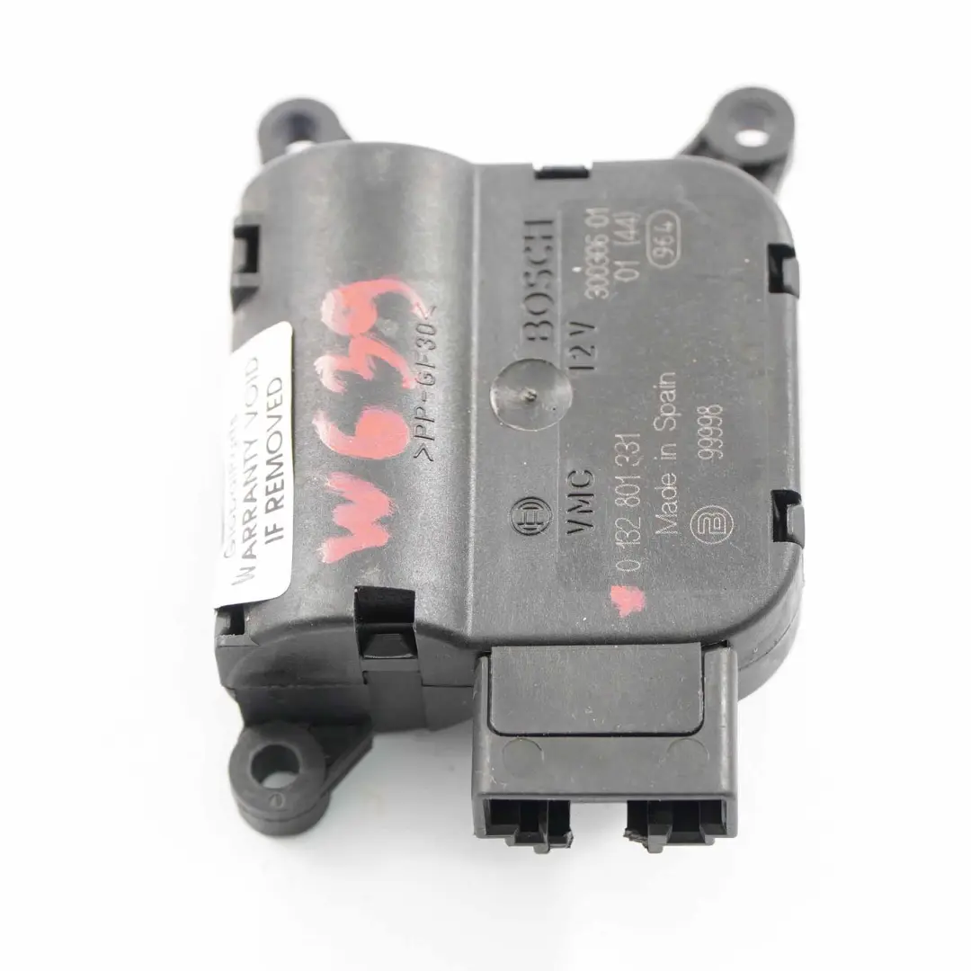Mercedes W639 Volet d'air Moteur Actionneur Chauffage Soufflerie 0 - SKU 132801331 - Numéro de pièce 0132801331