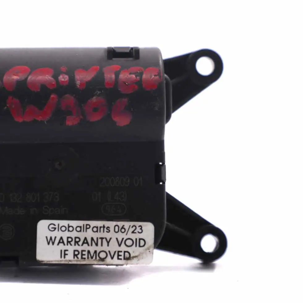 Mercedes Sprinter W906 Chauffage de l'air Actionneur moteur Stepper 0 - SKU 132801373 - Numéro de pièce 0132801373