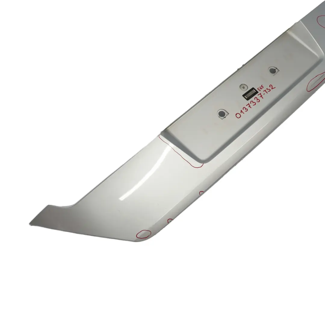 Boot Trunk Lid Tailgate Finisher Titansilber Silver Metallic 354 to BMW 7 E65 E66 with Part number 0137337 BMW 7 E65 E66 Boot Trunk Lid Tailgate Finisher Titansilber Silver Metallic 354 - SKU 0137337-TS2 - Part number 0137337