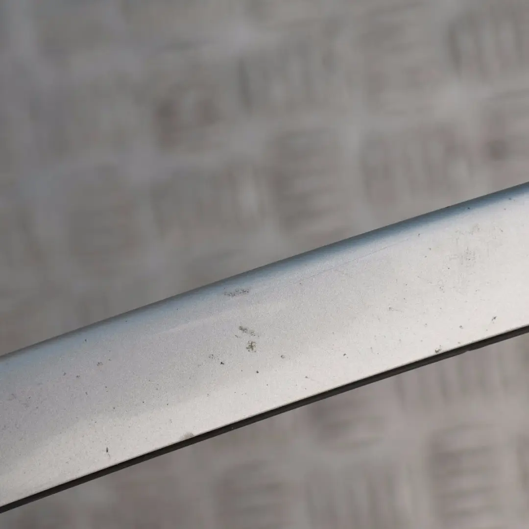 Front Right O/S Roof Moulding Gutter Trim Titansilber Silver to BMW 7 Series E65 with Part number 139573 BMW 7 Series E65 Front Right O/S Roof Moulding Gutter Trim Titansilber Silver - SKU 0139573 - Part number 139573