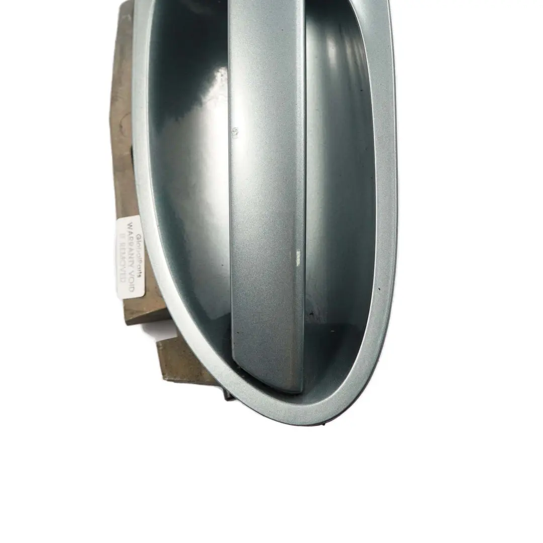 Poignee d'ouverture arriere gauche Graugruen Grey Green 442 pour BMW E65 E66 à propos du numéro de pièce 0140535 BMW E65 E66 Poignee d'ouverture arriere gauche Graugruen Grey Green 442 - SKU 0140535-GG - Numéro de pièce 0140535
