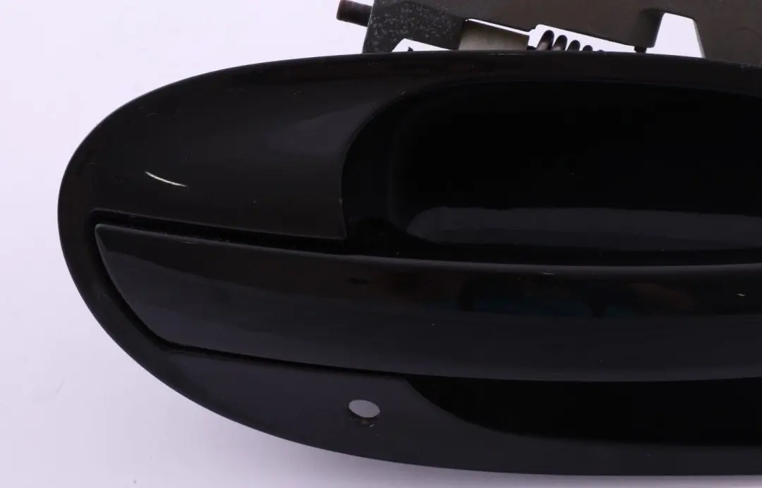 Complete Rear Right Grab Handle O/S Black Sapphire 475 to BMW 7 Series E65 E66 with Part number 140536 BMW 7 Series E65 E66 Complete Rear Right Grab Handle O/S Black Sapphire 475 - SKU 0140536-BS - Part number 140536