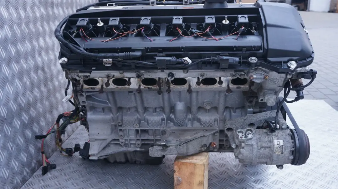 Complete Engine M54 B25 256S5 192HP w 59k miles, WARRANTY to BMW Z4 Series E85 2.5i with Part number 0140992 BMW Z4 Series E85 2.5i Complete Engine M54 B25 256S5 192HP w 59k miles, WARRANTY - SKU 0140992-1 - Part number 0140992