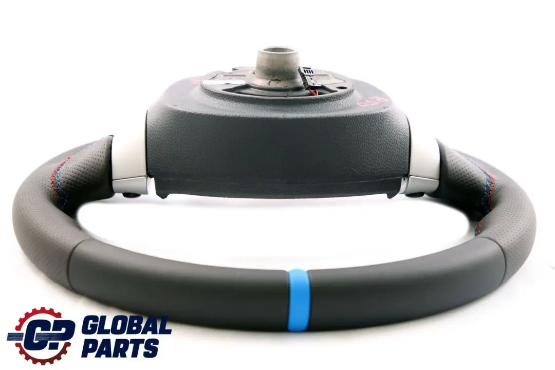 NUEVO volante De cuero negro 2 radios Trim para Mini Cooper R50 R52 R53 con número de pieza 0146479 Mini Cooper R50 R52 R53 NUEVO volante De cuero negro 2 radios Trim - SKU 0146479-8 - Número de pieza 0146479