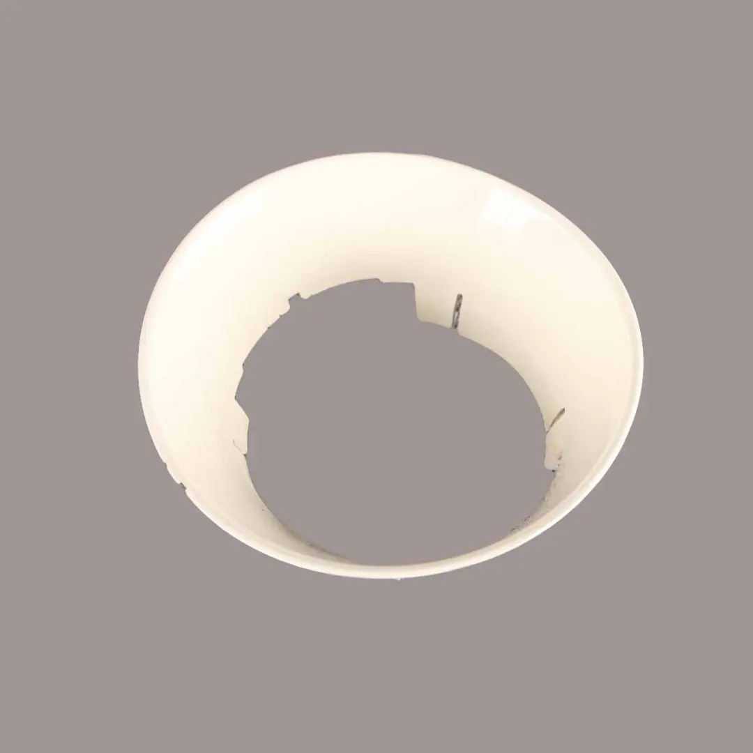 Osłona Ramka Ring Wlewu Paliwa Pepper White 850 do Mini R50 R53 o numerze 0148461 Mini R50 R53 Osłona Ramka Ring Wlewu Paliwa Pepper White 850 - SKU 0148461-PW - Numer Części 0148461