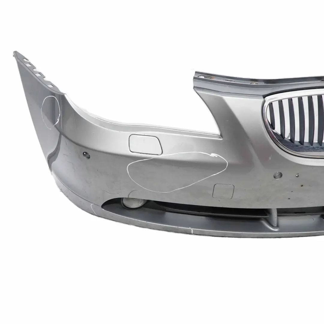 Zderzak Przedni Przód Spacegrau Szary Metalik - A52 do BMW E60 E61 o numerze 0149246 BMW E60 E61 Zderzak Przedni Przód Spacegrau Szary Metalik - A52 - SKU 0149246-SCG - Numer Części 0149246
