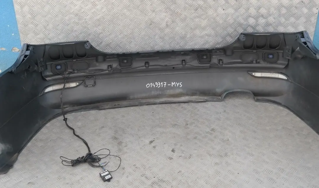 Zderzak tylny tył pdc mysticblau do BMW E60 o numerze 149317 BMW E60 Zderzak tylny tył pdc mysticblau - SKU 0149317-MYS - Numer Części 149317