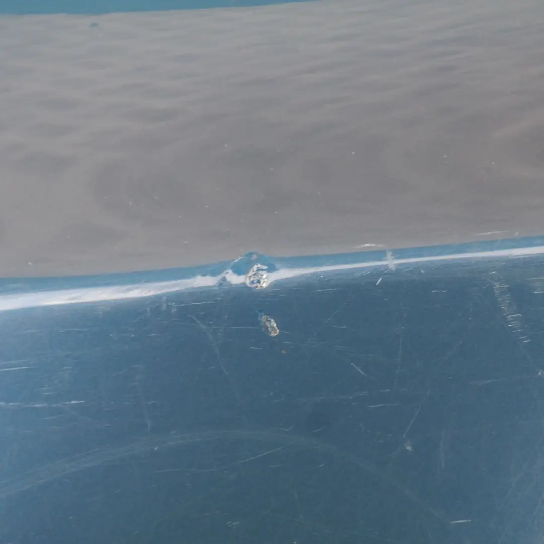 Zderzak tylny tył pdc mysticblau do BMW E60 o numerze 149317 BMW E60 Zderzak tylny tył pdc mysticblau - SKU 0149317-MYS - Numer Części 149317