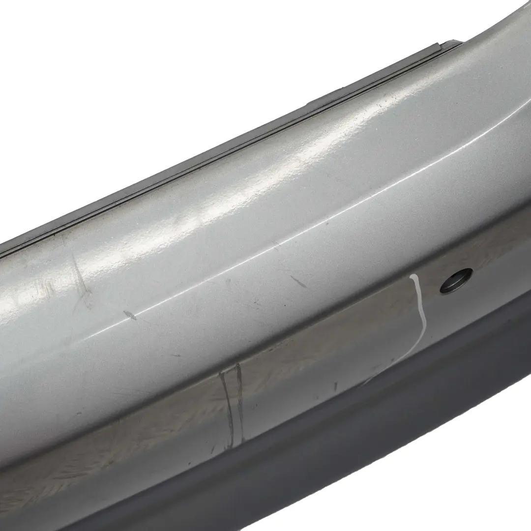 Zderzak Tylny Tył Silbergrau Metallic A08 do BMW E60 o numerze 0149318 BMW E60 Zderzak Tylny Tył Silbergrau Metallic A08 - SKU 0149318-SBG - Numer Części 0149318