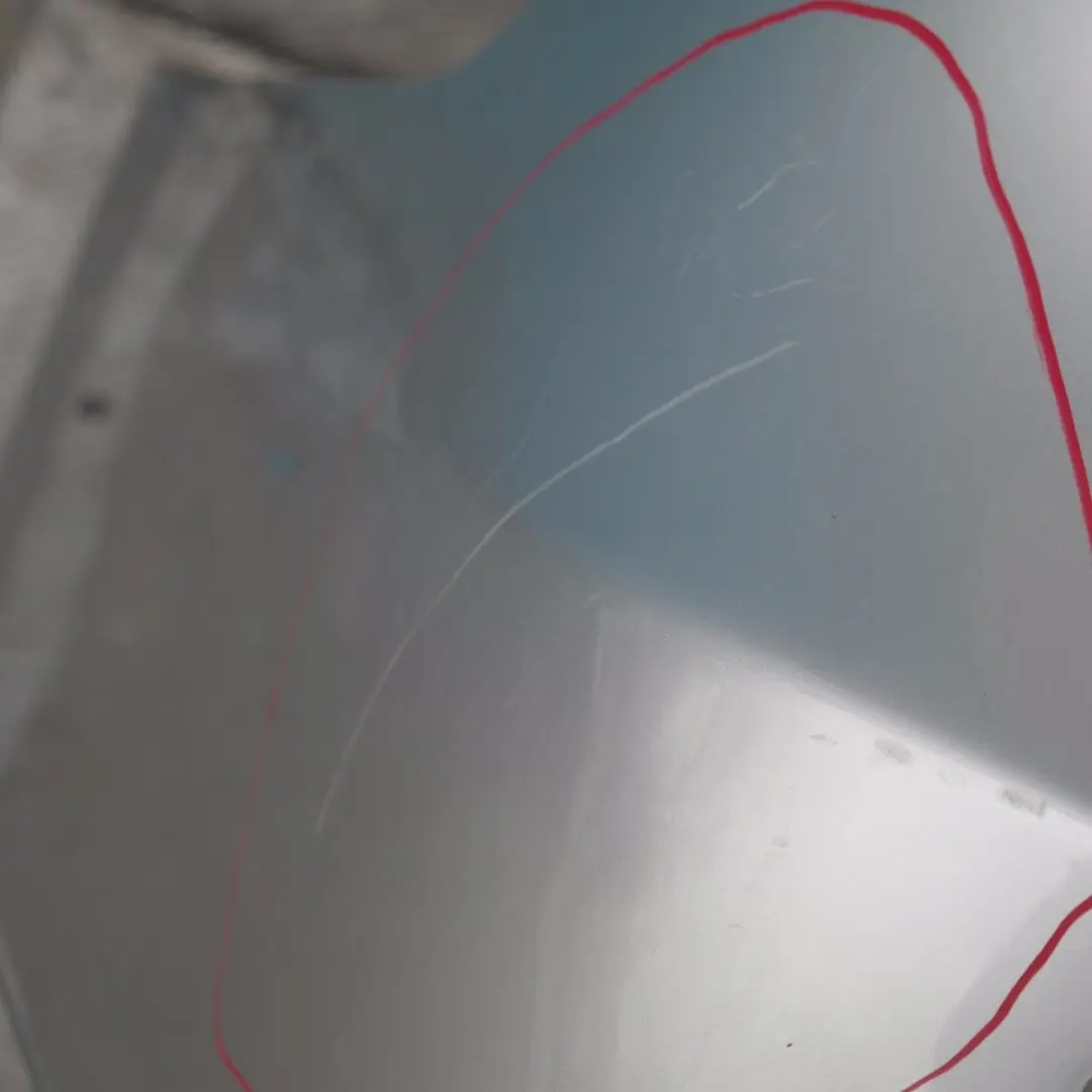 Zderzak tylny tył pdc titansilber 354 do BMW E60 o numerze 149318 BMW E60 Zderzak tylny tył pdc titansilber 354 - SKU 0149318-TS2 - Numer Części 149318