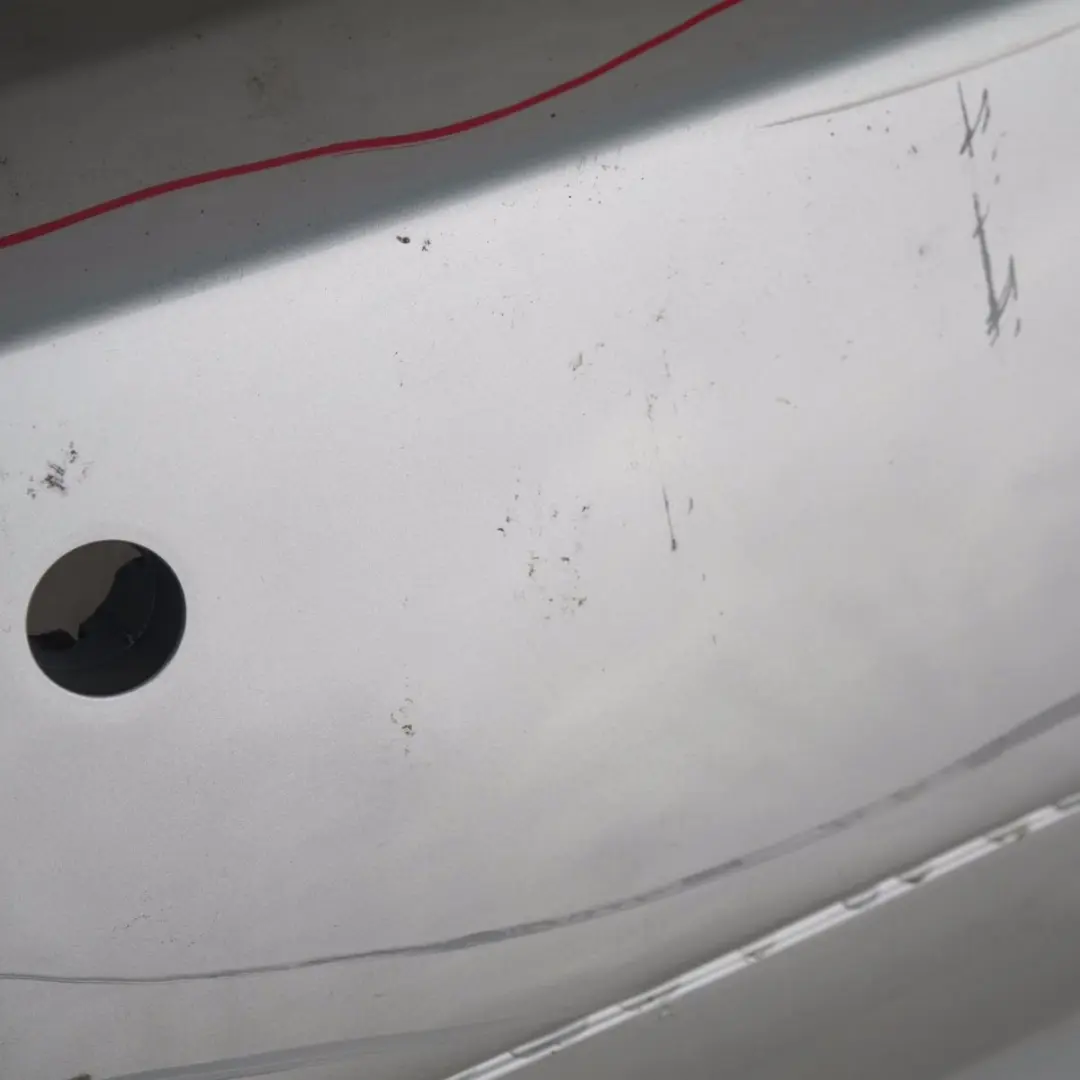 Zderzak tylny tył pdc titansilber 354 do BMW E60 o numerze 149318 BMW E60 Zderzak tylny tył pdc titansilber 354 - SKU 0149318-TS2 - Numer Części 149318