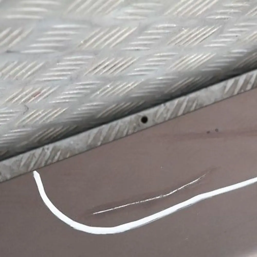 BMW E60 E61 Faldón cubierta lateral umbral puerta izquierdo Gris amatista - SKU 0150277-AG - Número de pieza 150277