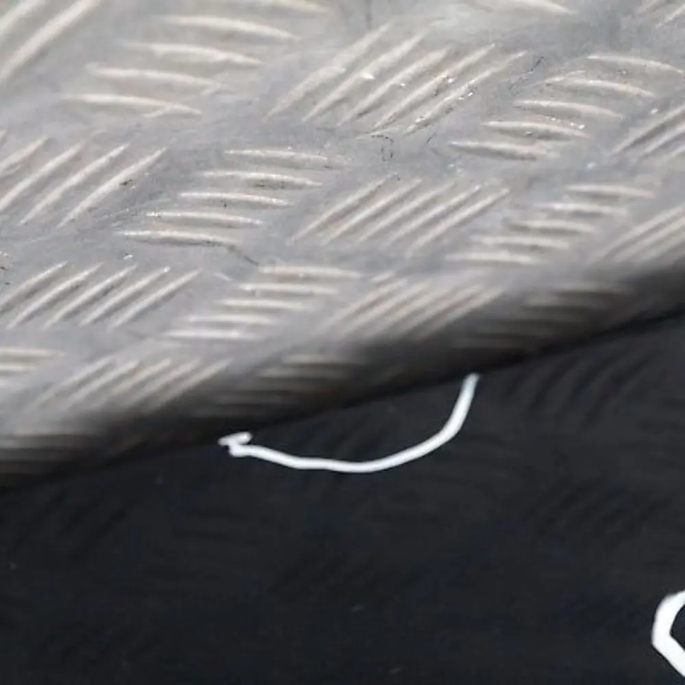 Nakładka listwa próg lewy Orientblau do BMW E60 E61 o numerze 150277 BMW E60 E61 Nakładka listwa próg lewy Orientblau - SKU 0150277-OB - Numer Części 150277