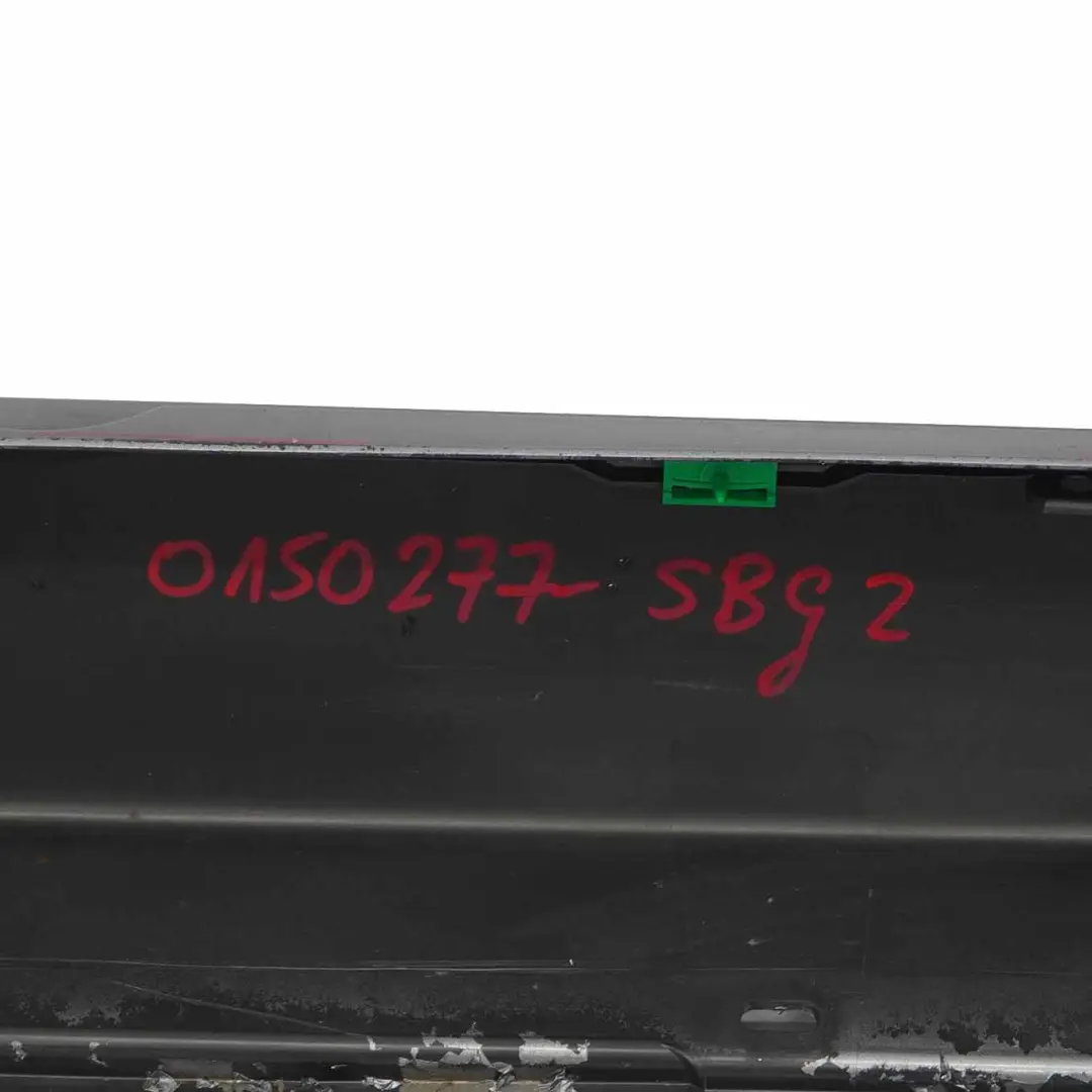 Bas de Porte Couverture Seuil A Gauche Silbergrau - A08 pour BMW E60 E61 à propos du numéro de pièce 0150277 BMW E60 E61 Bas de Porte Couverture Seuil A Gauche Silbergrau - A08 - SKU 0150277-SBG2 - Numéro de pièce 0150277