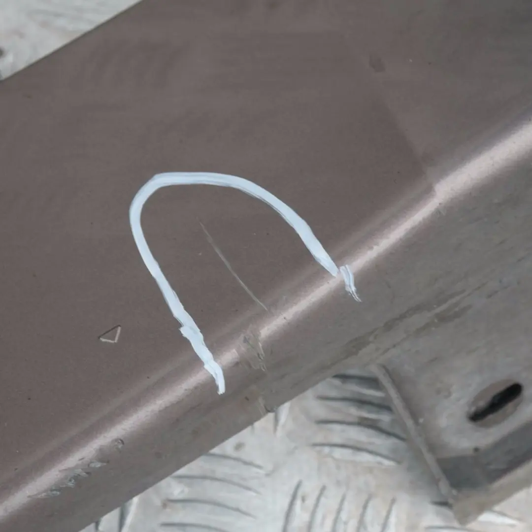 Nakładka listwa na próg prawa do BMW E60 E61 o numerze 150278 BMW E60 E61 Nakładka listwa na próg prawa - SKU 0150278-AG - Numer Części 150278