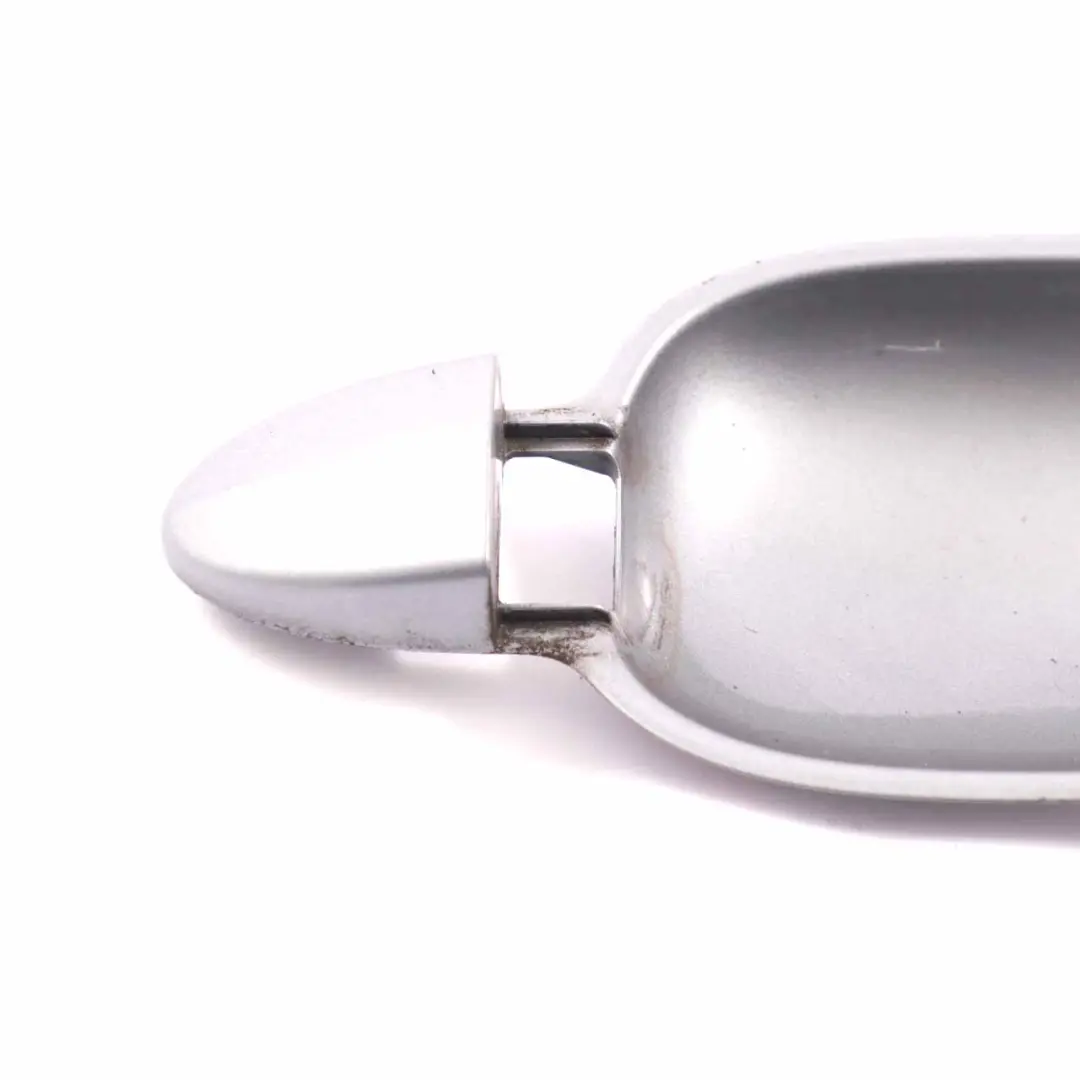 Podstawa Klamki Prawy Tył Szara do BMW E60 E61 o numerze 0154343 BMW E60 E61 Podstawa Klamki Prawy Tył Szara - SKU 0154343-SBG - Numer Części 0154343