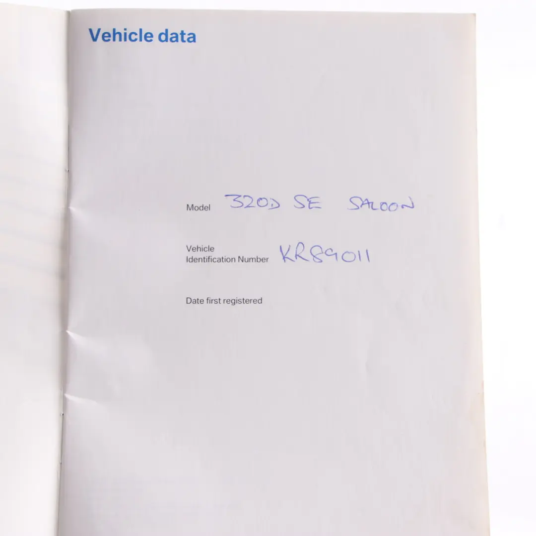 Service Booklet Owner's Handbook Pouch Case Wallet Set to BMW E90 with Part number 0159204 BMW E90 Service Booklet Owner's Handbook Pouch Case Wallet Set - SKU 0159204-3 - Part number 0159204