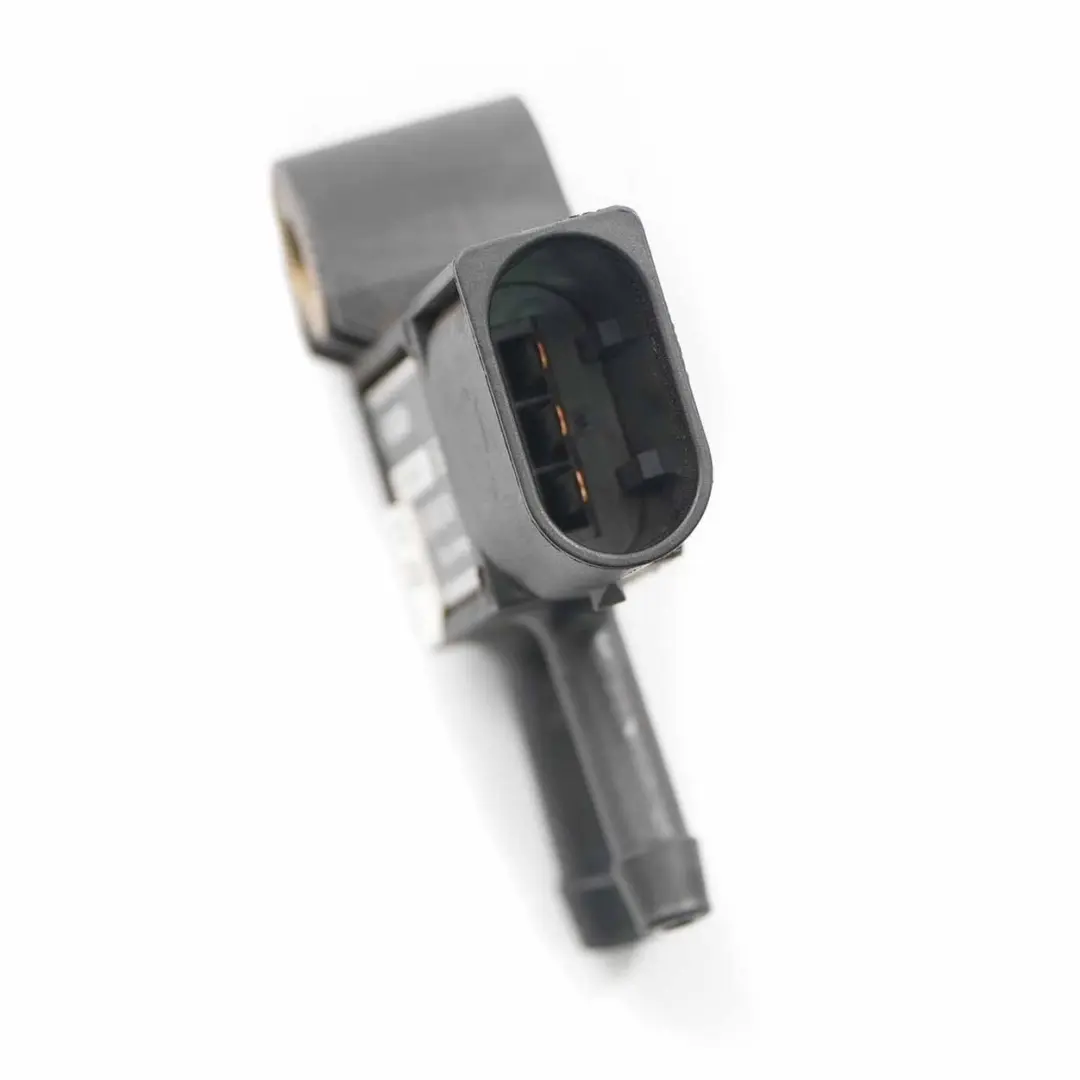 Sensor de presión de escape diesel DPF para Mercedes W204 W212 W906 con número de pieza 0281002924 Mercedes W204 W212 W906 Sensor de presión de escape diesel DPF - SKU 0281002924 - Número de pieza 0281002924