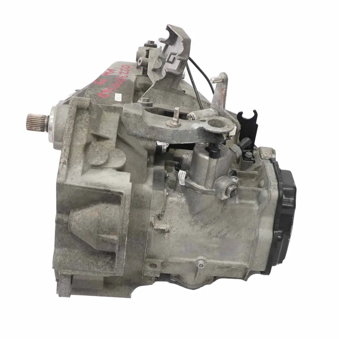 Skrzynia Biegów JQT do VW Transporter T5 1.9 TDI o numerze 02Z300046D VW Transporter T5 1.9 TDI Skrzynia Biegów JQT - SKU 02Z300046D - Numer Części 02Z300046D