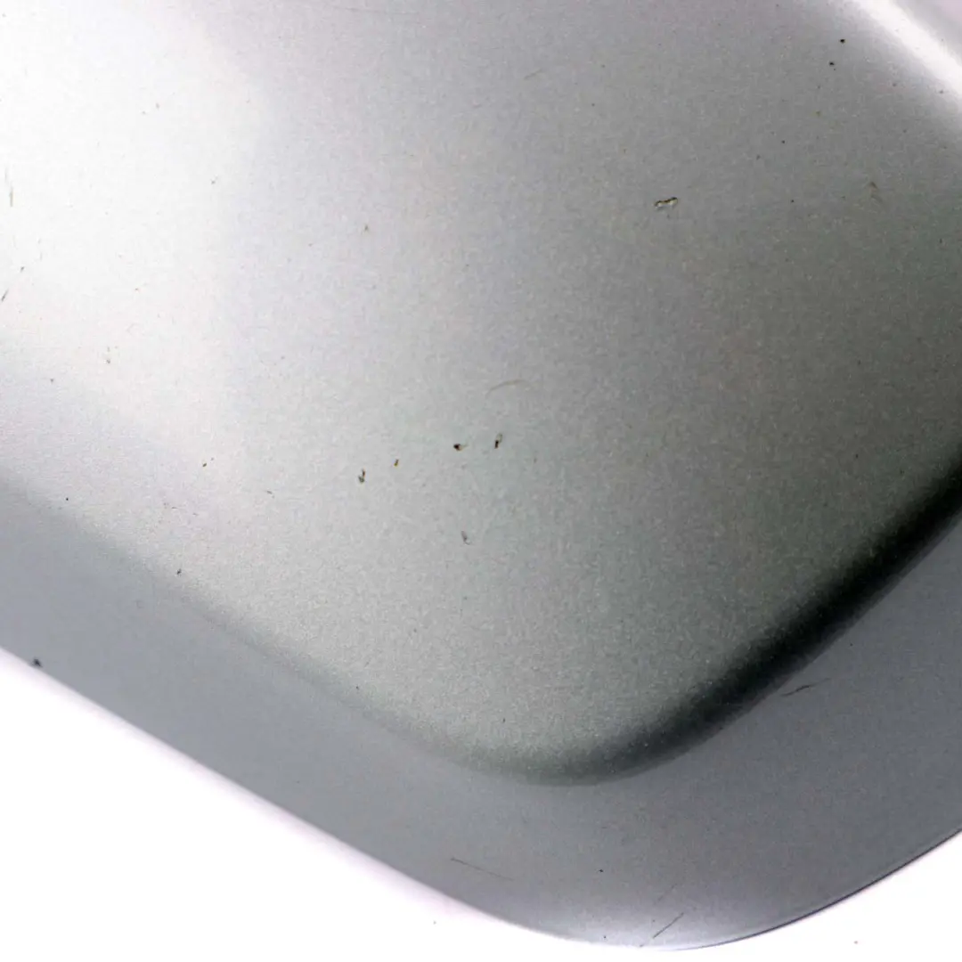 Destra Coperchio Involucro Specchio D'ala Titansilber Argento 354 per BMW 5 E60 E61 con numero di parte 0300239 BMW 5 E60 E61 Destra Coperchio Involucro Specchio D'ala Titansilber Argento 354 - SKU 0300239-TS1 - Numero di parte 0300239