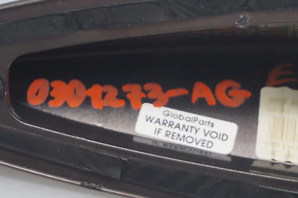 Empty Housing For Roof Antenna Shark Fin Cover Amethystgrau to BMW 5 SERIES E60 with Part number 301273 BMW 5 SERIES E60 Empty Housing For Roof Antenna Shark Fin Cover Amethystgrau - SKU 0301273-AG - Part number 301273