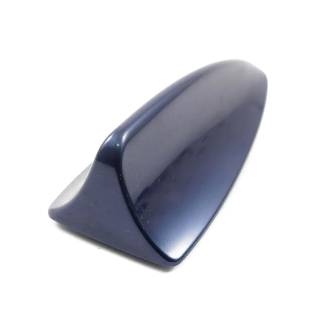 Alloggiamento vuoto antenna tetto Copertura pinna squalo Tiefseeblau Blu per BMW E60 con numero di parte 0301273 BMW E60 Alloggiamento vuoto antenna tetto Copertura pinna squalo Tiefseeblau Blu - SKU 0301273-DSB - Numero di parte 0301273