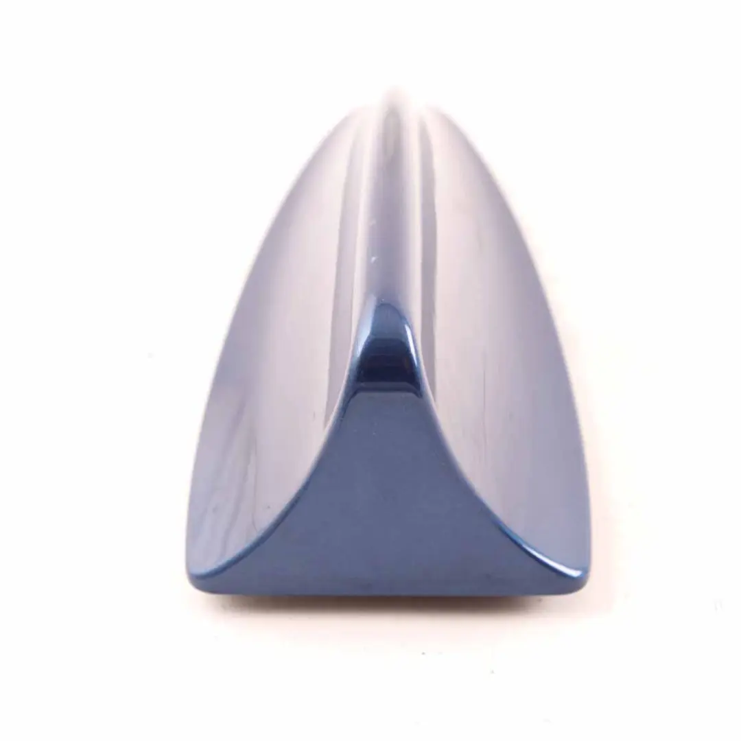 Roof Antenna Shark Empty Housing Le Mans Blau Blue Metallic 381 to BMW E60 with Part number 0301273 BMW E60 Roof Antenna Shark Empty Housing Le Mans Blau Blue Metallic 381 - SKU 0301273-LMB1 - Part number 0301273