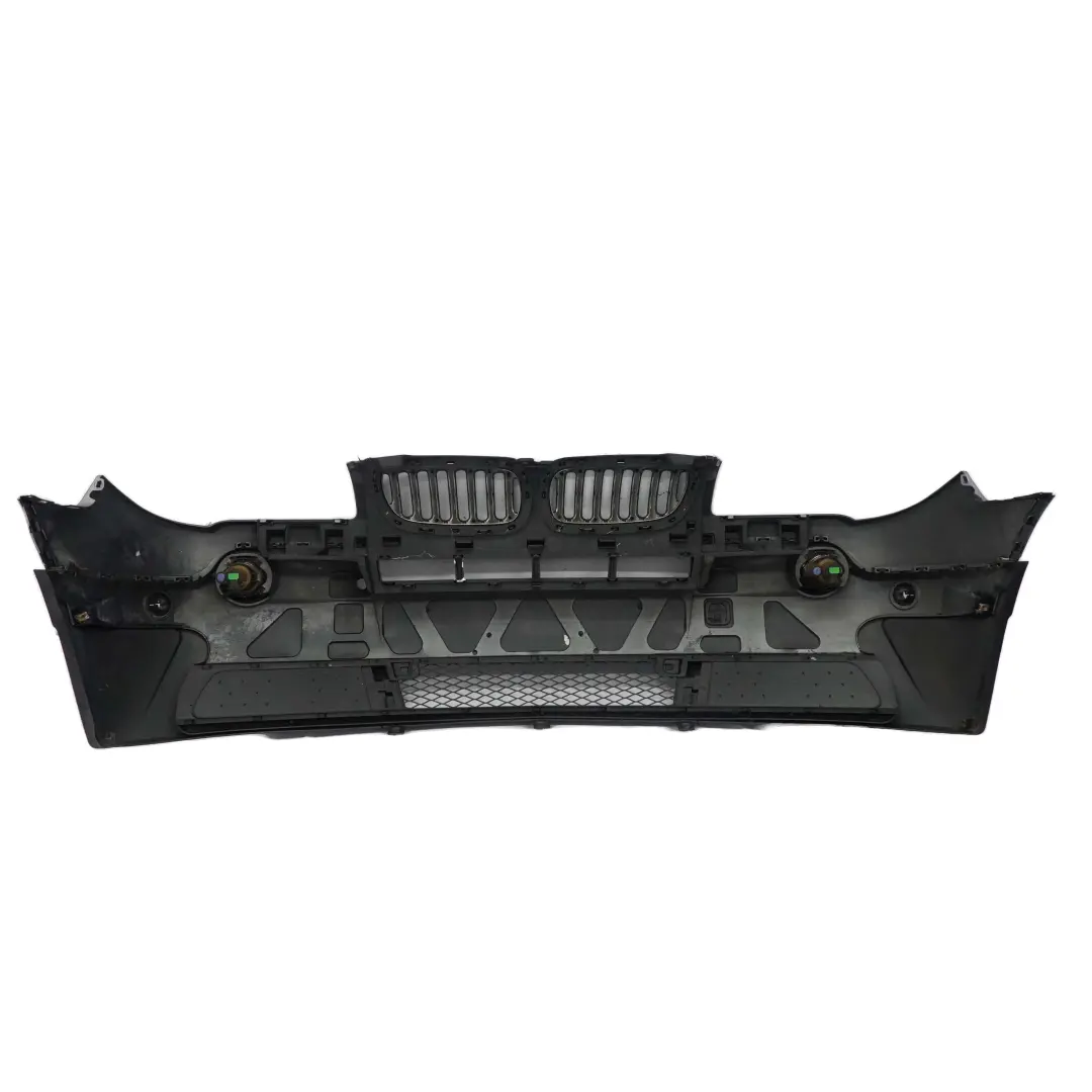 Zderzak Przedni Przód Silbergrau do BMW E83 X3 o numerze 0302439 BMW E83 X3 Zderzak Przedni Przód Silbergrau - SKU 0302439-SBG - Numer Części 0302439