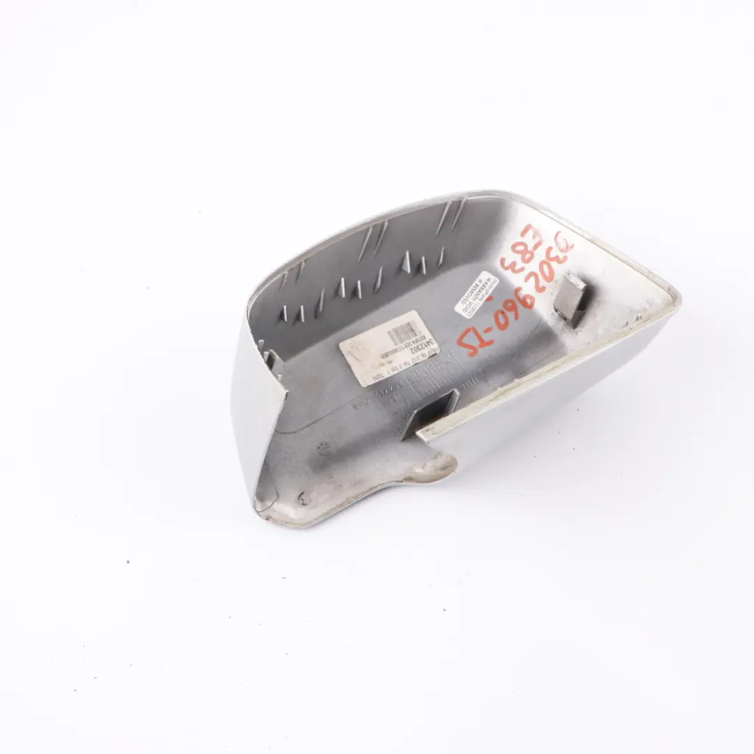 Tapa espejo retrovisor carcasa derecha Titan Silver Metallic - 354 para BMW X3 E83 con número de pieza 0302960 BMW X3 E83 Tapa espejo retrovisor carcasa derecha Titan Silver Metallic - 354 - SKU 0302960-TS - Número de pieza 0302960