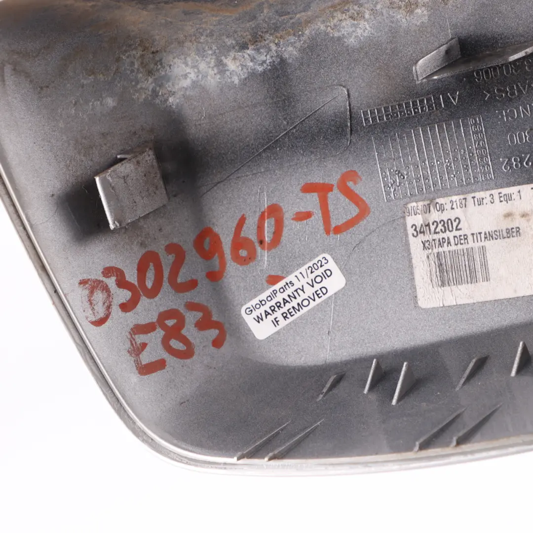 Cache Rétroviseur Aile Droit Casing Titan Silver Metallic - 354 pour BMW X3 E83 à propos du numéro de pièce 0302960 BMW X3 E83 Cache Rétroviseur Aile Droit Casing Titan Silver Metallic - 354 - SKU 0302960-TS - Numéro de pièce 0302960