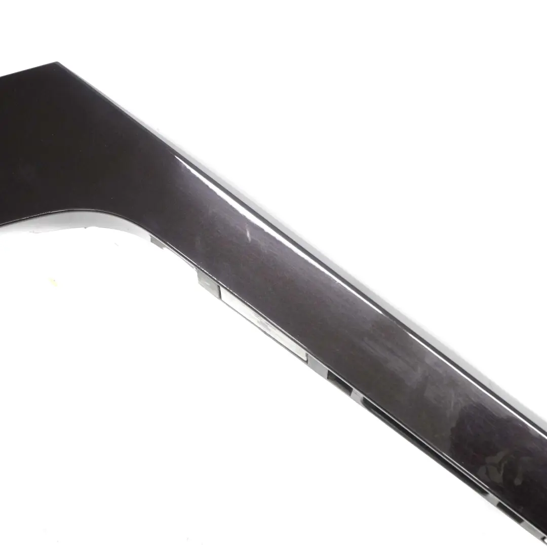 BMW Tapa del maletero Tailgate Finisher Cover Rubinschwarz Negro S23 7052452 - SKU 0303042-RUB - Número de pieza 0303042
