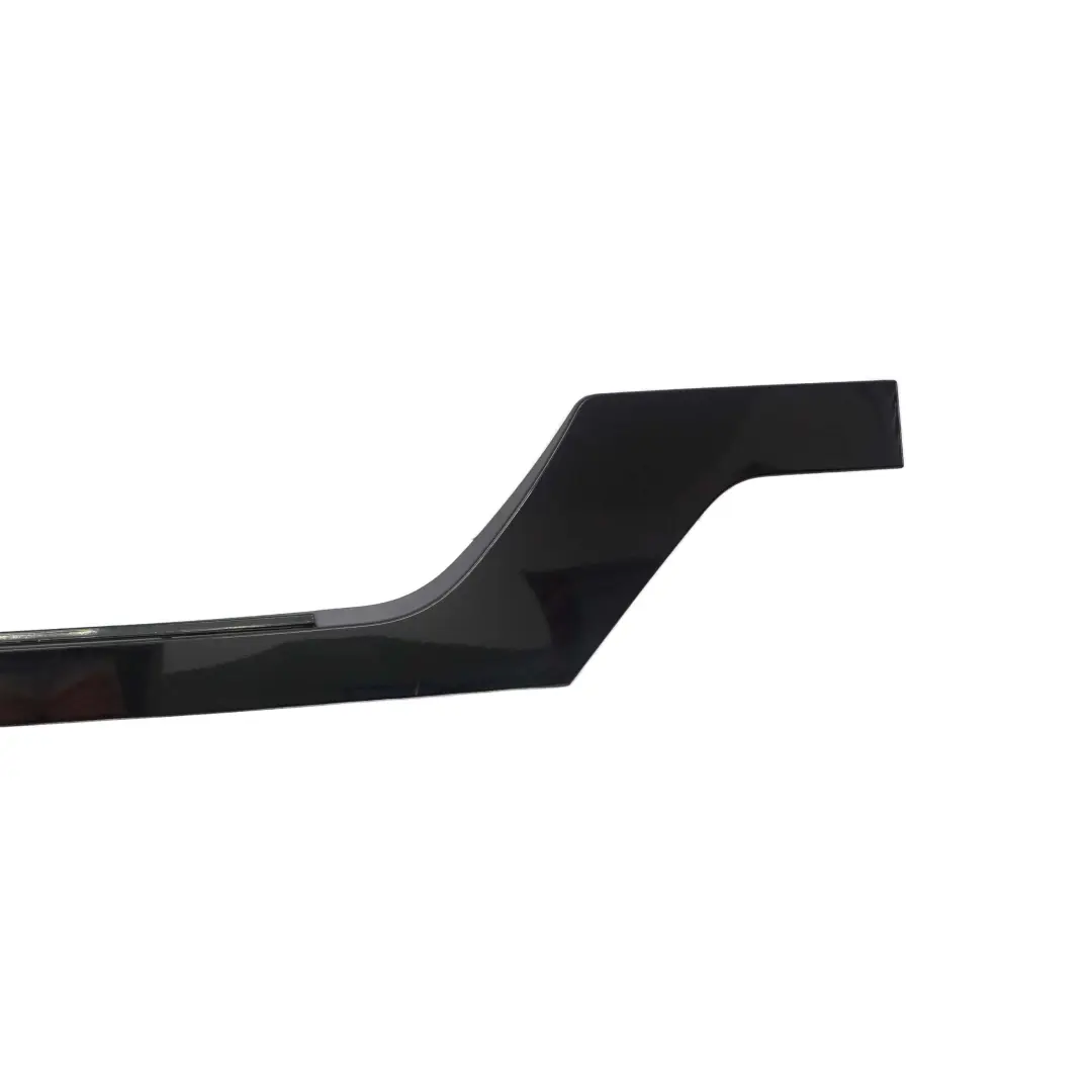 BMW X3 E83 Blenda Listwa Klapy Schwarz 2 - 668 - SKU 0303042-SCH1 - Numer Części 0303042